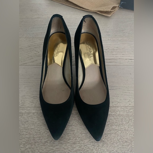 Michael Kors black heels - Picture 1 of 4